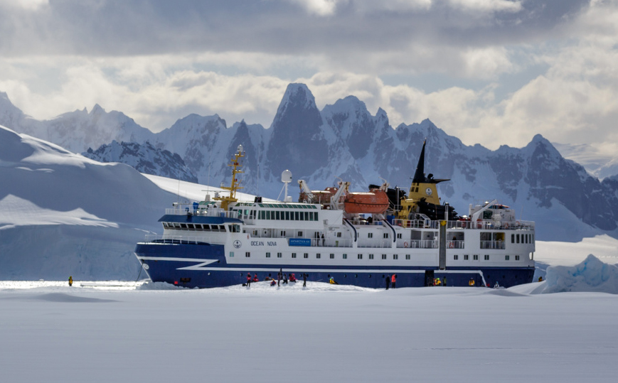 Antarctic Air Cruise - Classic Antarctica
